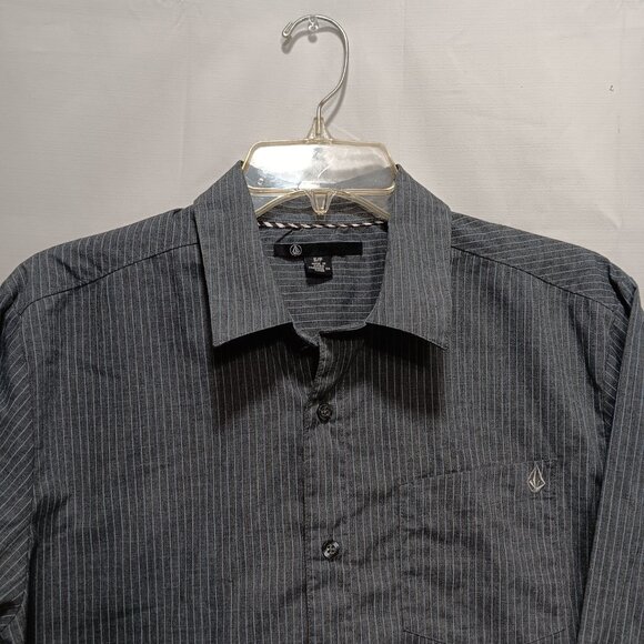 Volcom Long Sleeve‎ Button Down Shirt  Size Small surf shirt casual E20 - Picture 8 of 9